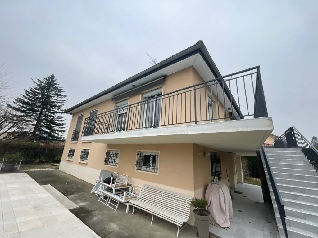 photo-avant-renovation-facade-dagneux-ain
